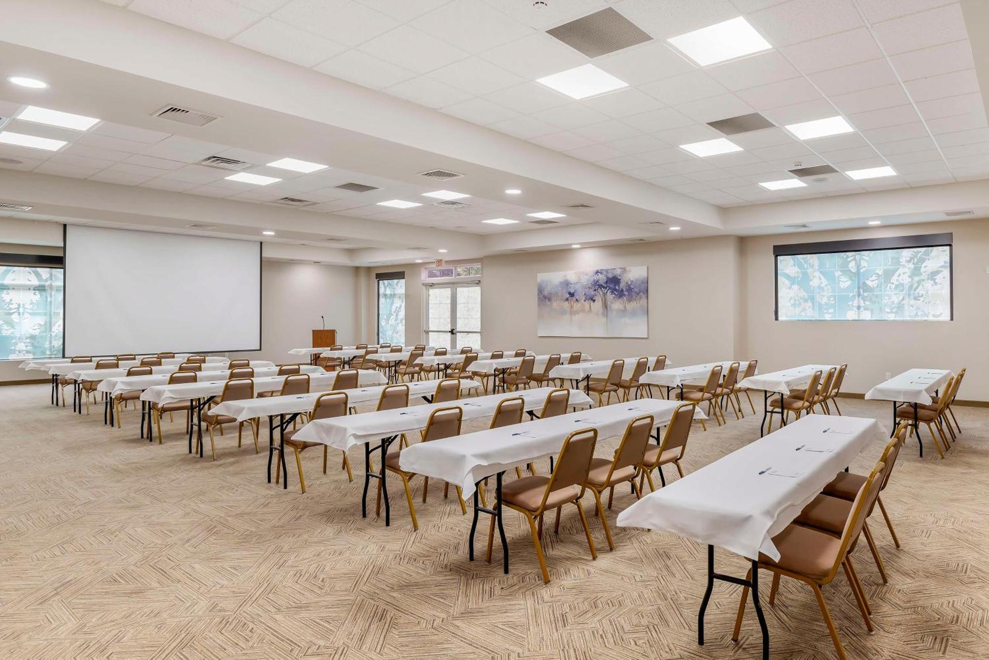 Best Western Plus Crossroads Inn & Suites Zion Crossroads Esterno foto